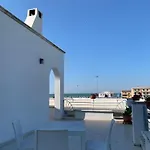 Giumar *