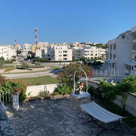بيت ضيافة Giumar فيستَ